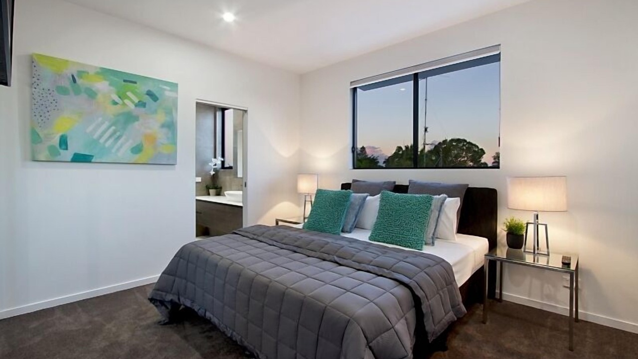 Photo of Bedroom in Broadbeach Waters