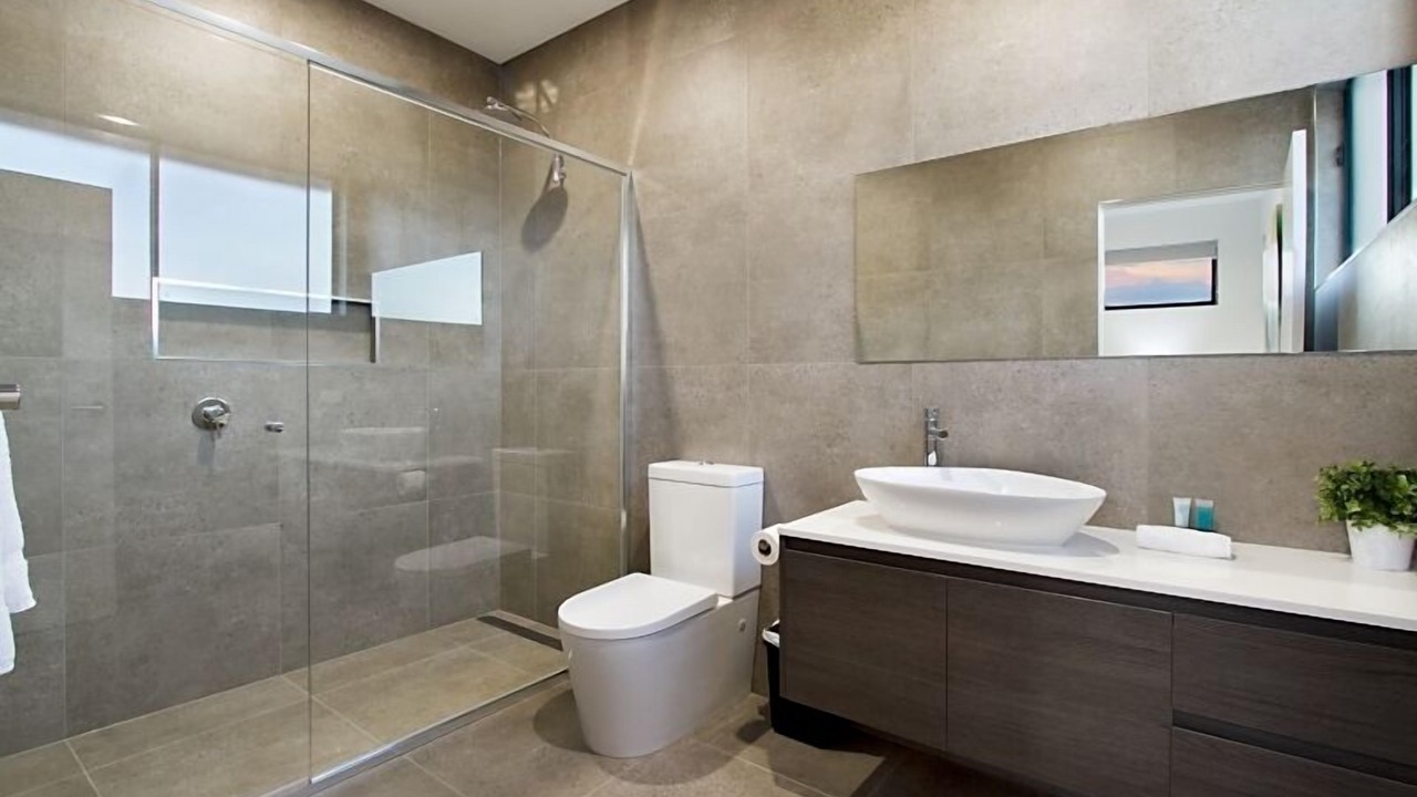 Photo of Bathroom in Broadbeach Waters