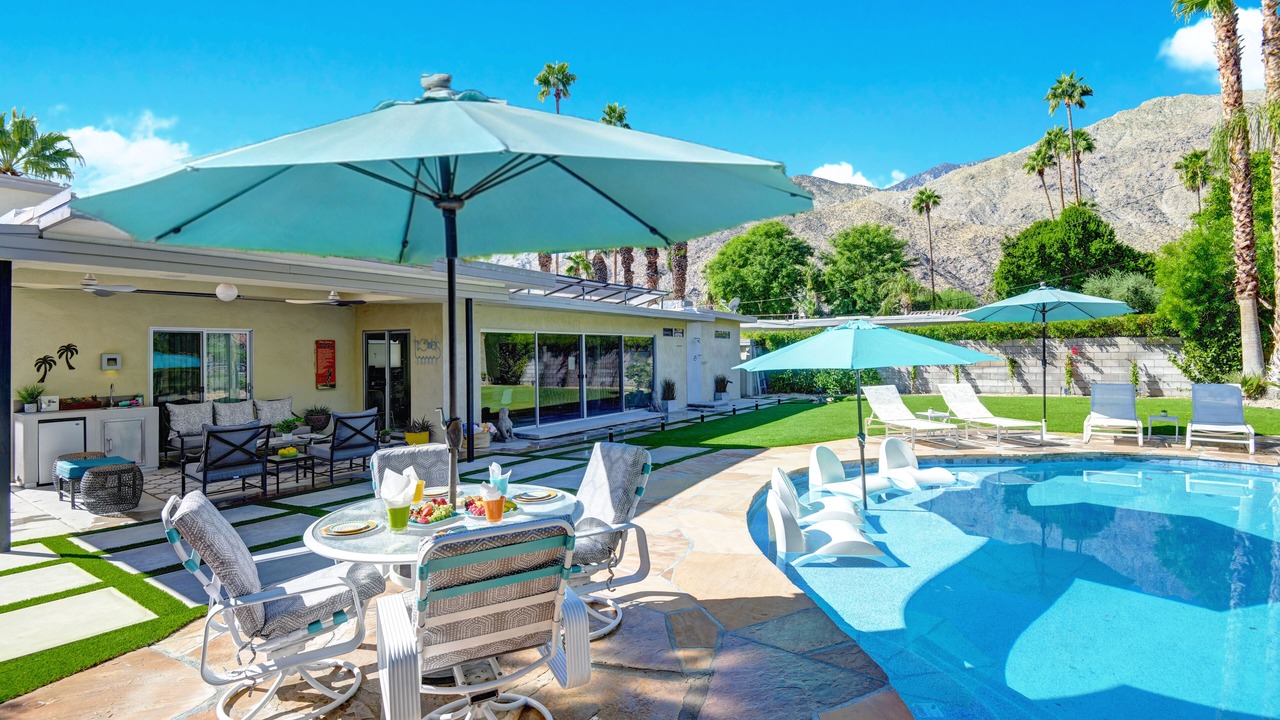 Photo of Outdoor in Tahquitz River Estates