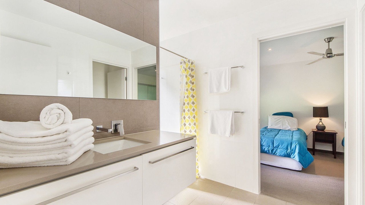 Photo of Bathroom in Mermaid Waters