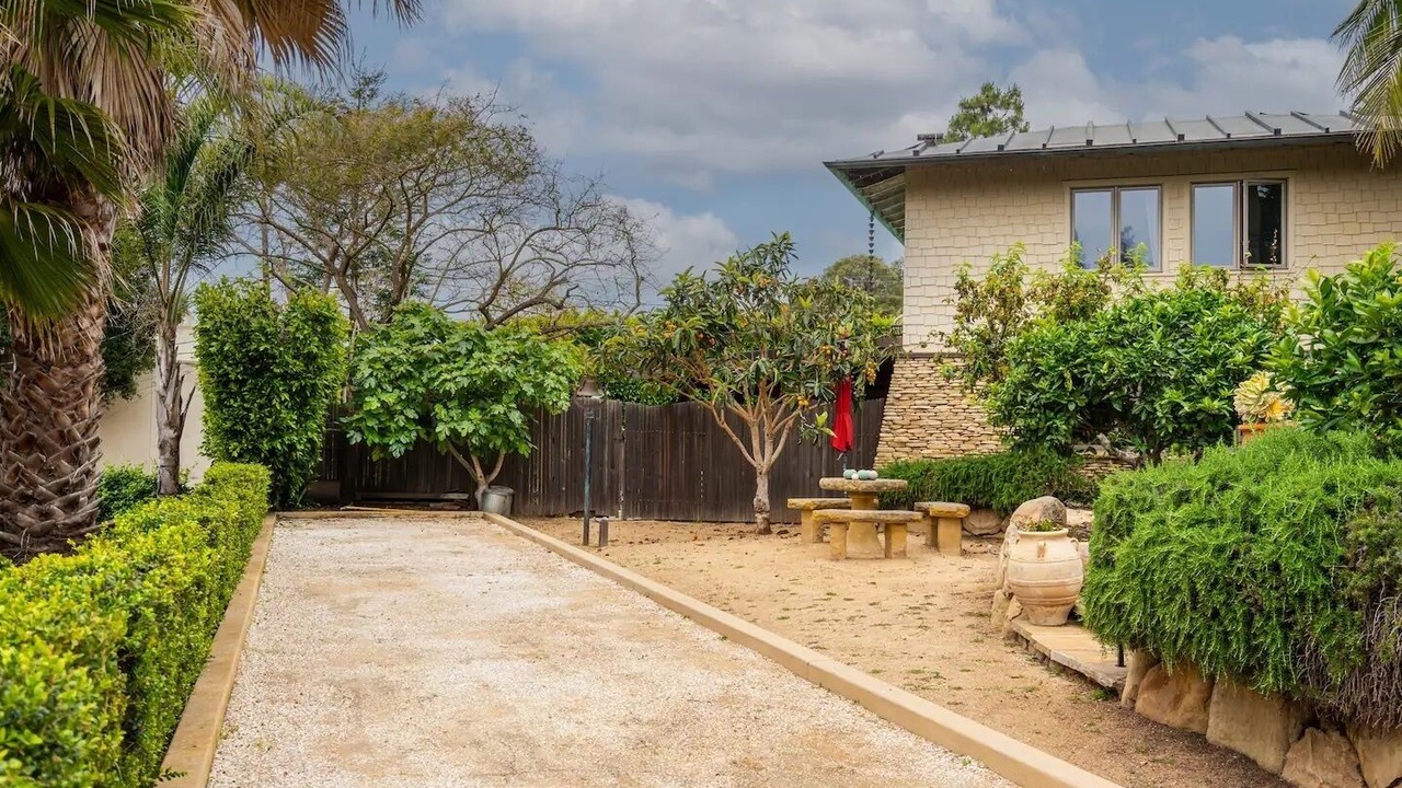 Photo of Outdoor in Coast Village