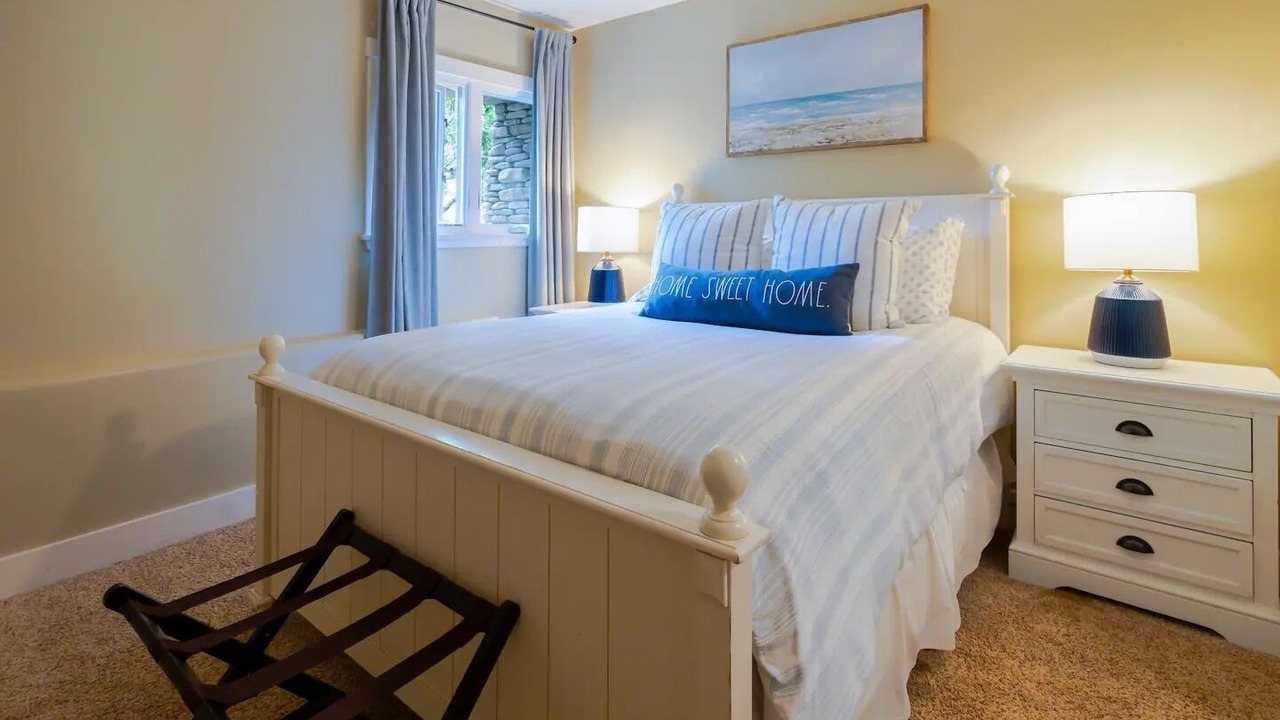 Photo of Bedroom in Coast Village