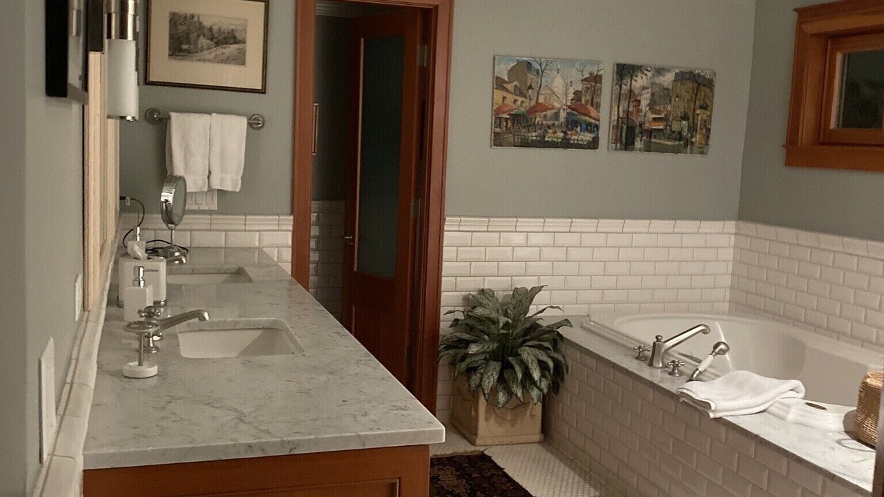 Photo of Bathroom in West Newport
