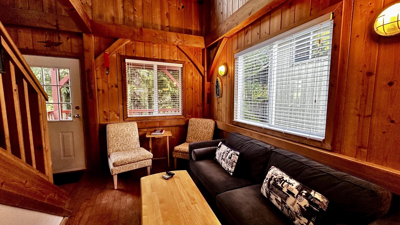 Photo of Livingroom in Ucluelet