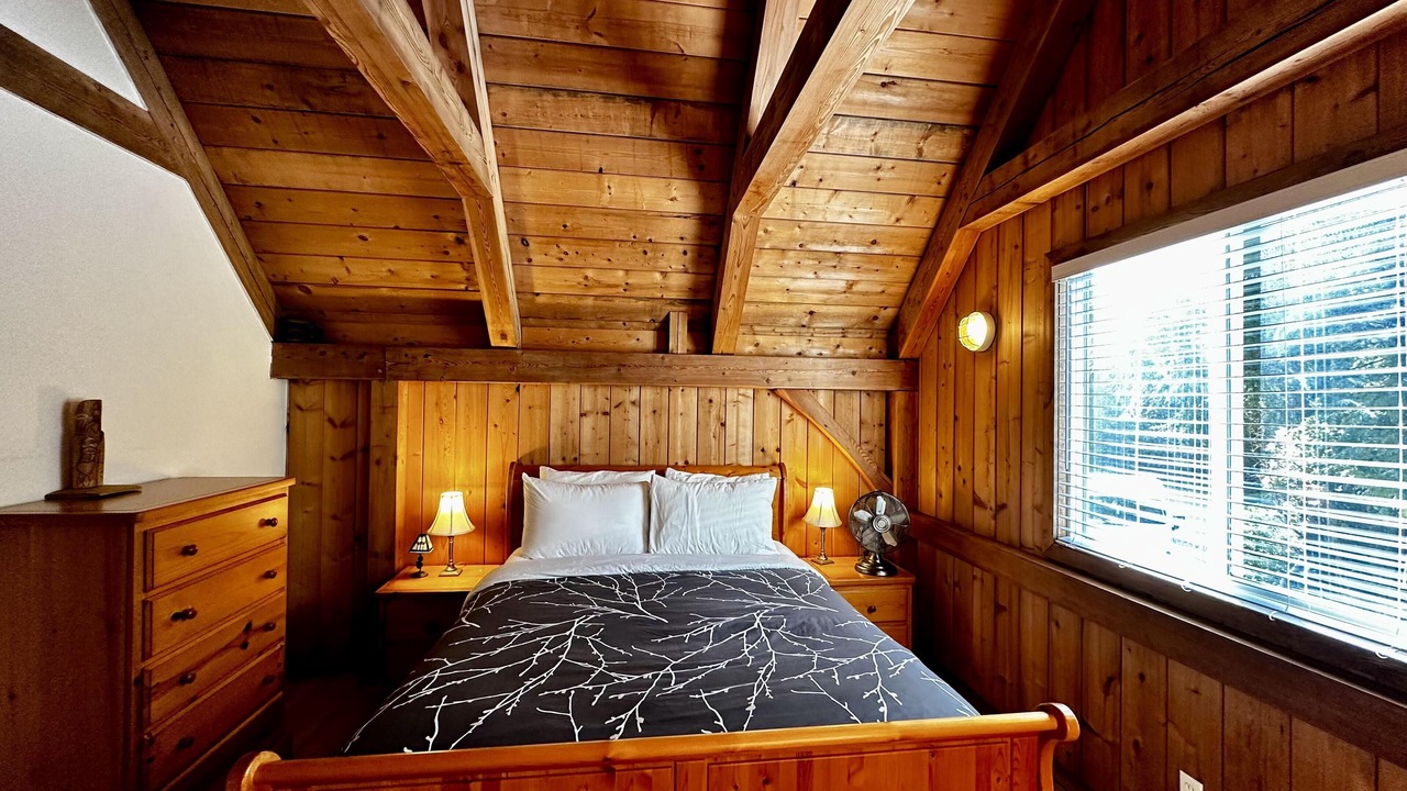 Photo of Bedroom in Ucluelet