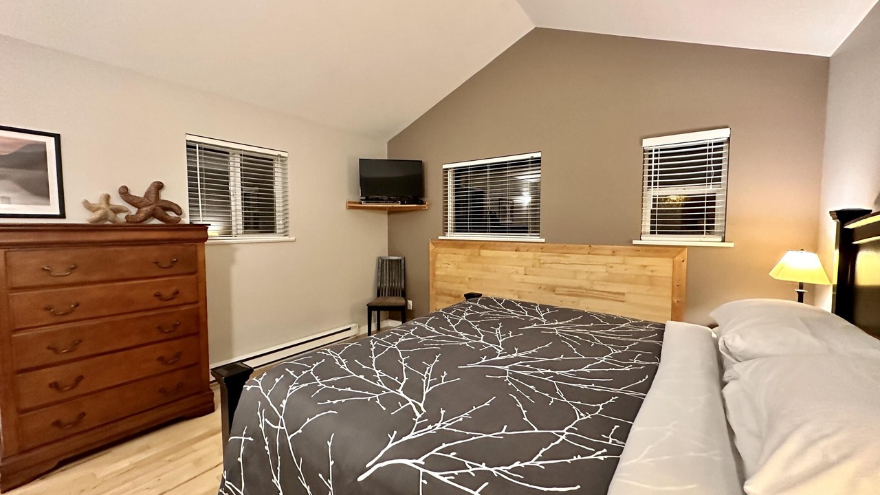 Photo of Bedroom in Ucluelet