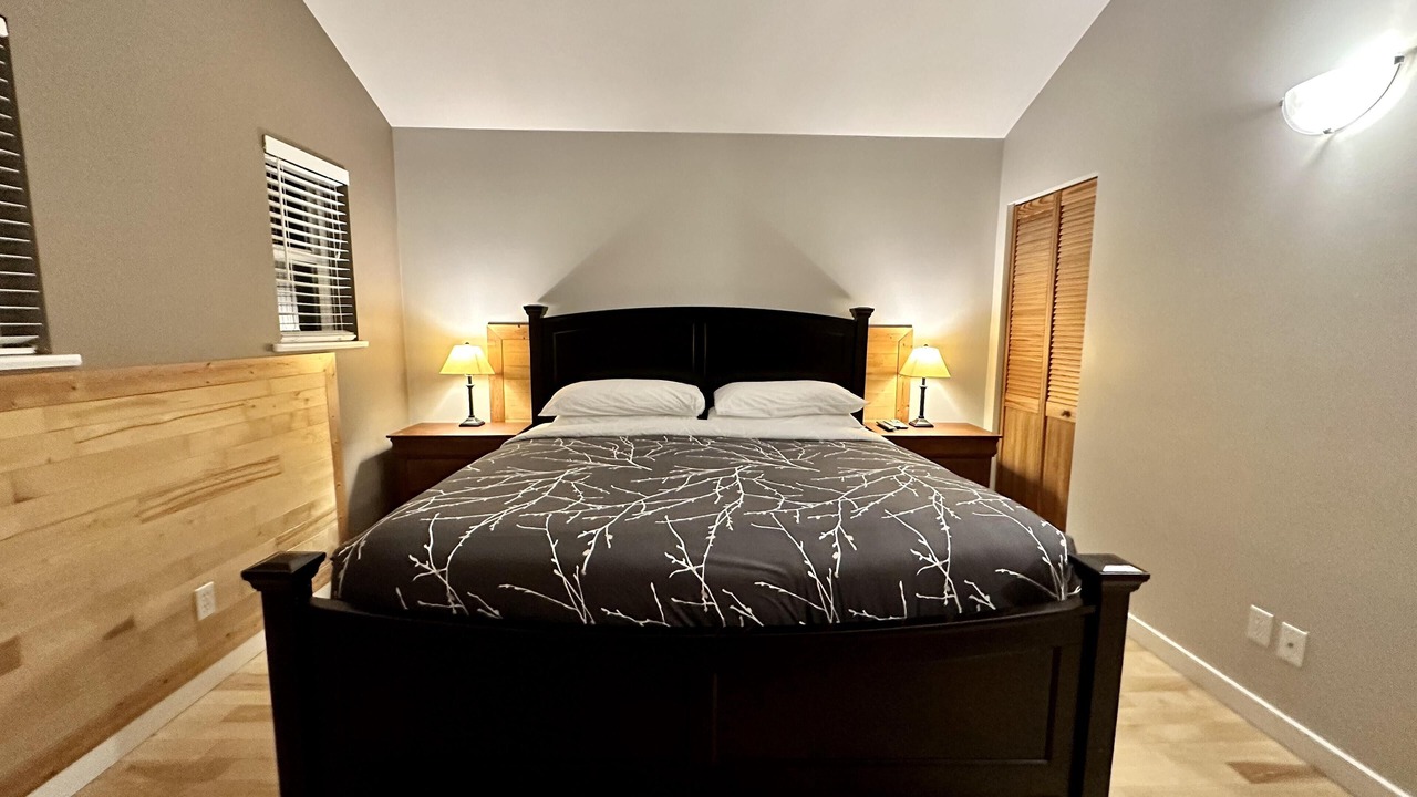 Photo of Bedroom in Ucluelet