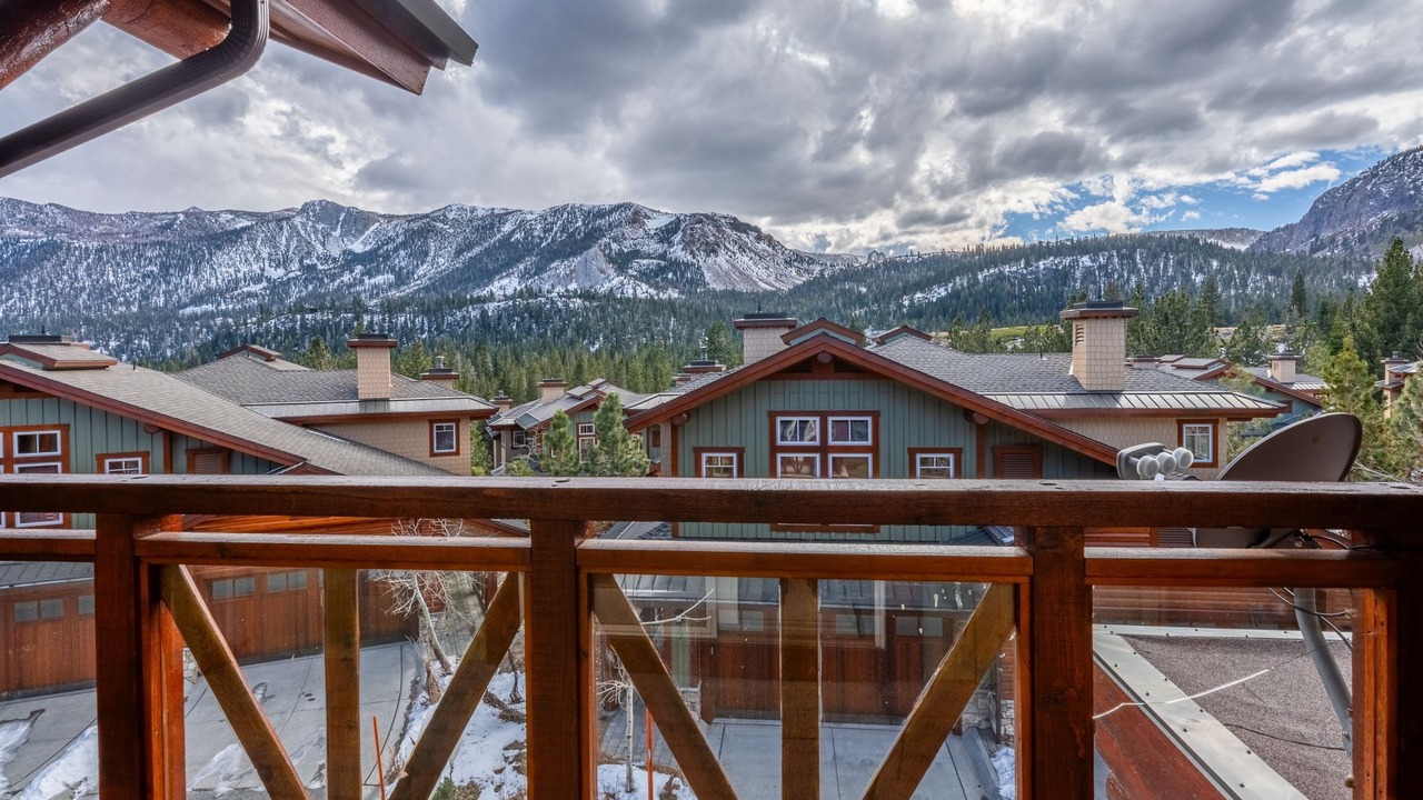 Photo of Outdoor in Mammoth Lakes