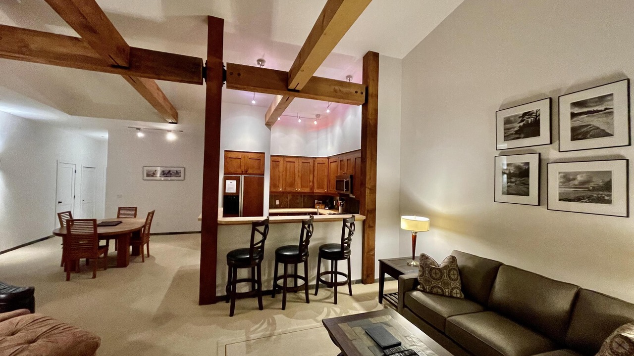 Photo of Livingroom in Ucluelet