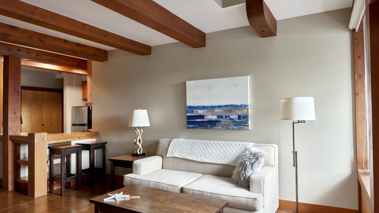 Photo of Livingroom in Ucluelet