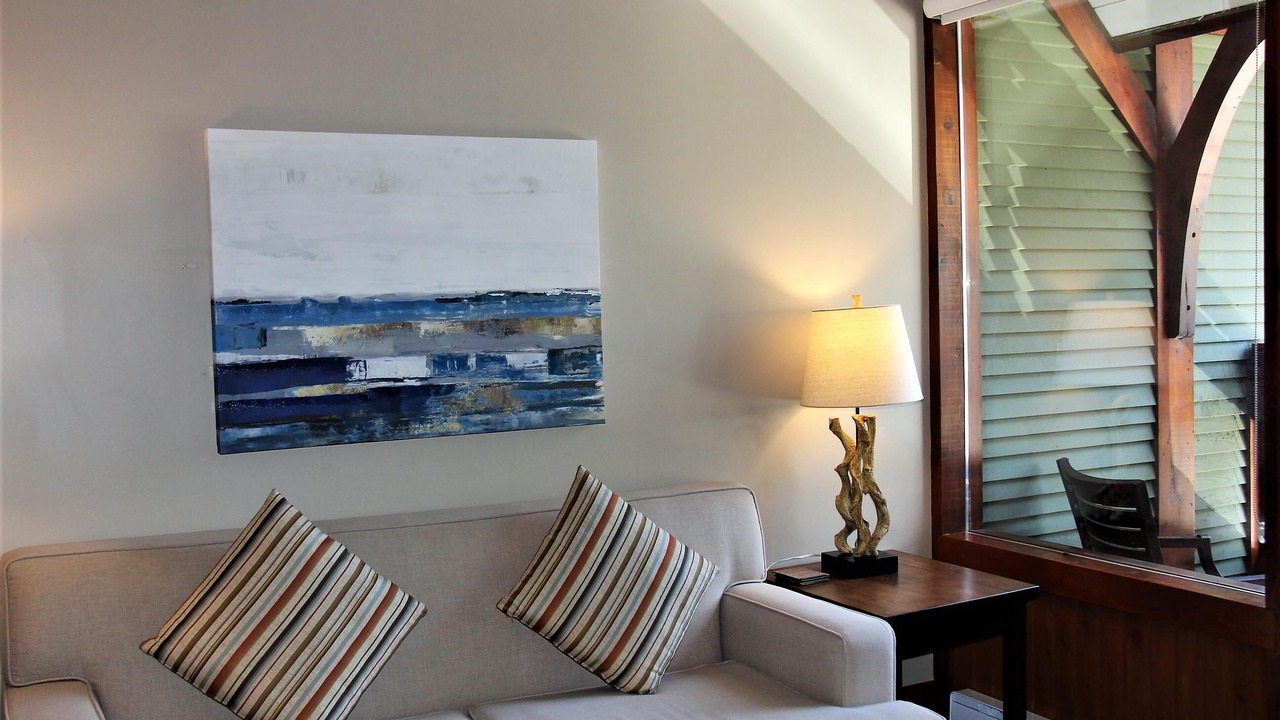 Photo of Livingroom in Ucluelet