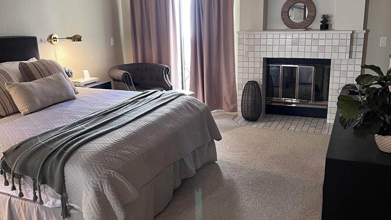 Photo of Bedroom in La Quinta