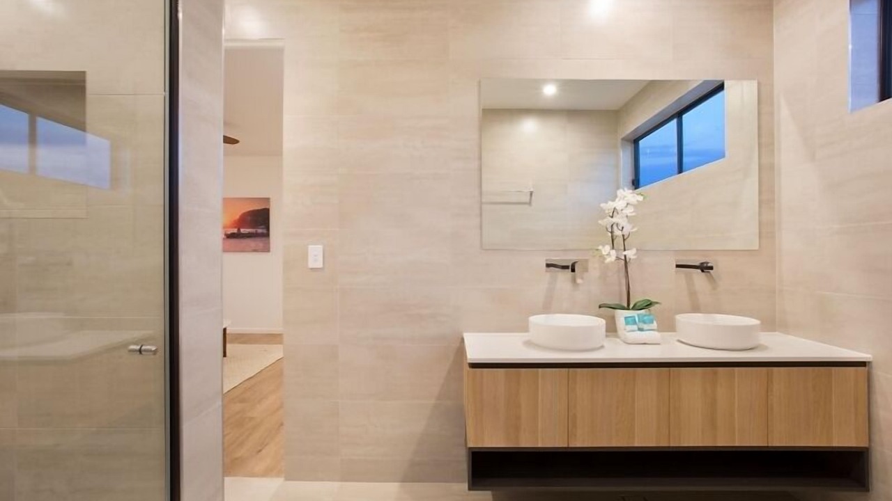 Photo of Bathroom in Broadbeach