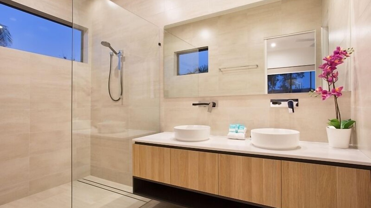 Photo of Bathroom in Broadbeach