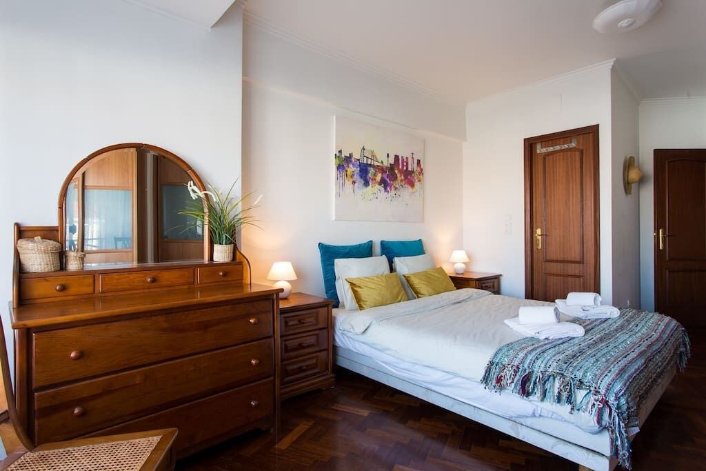 Photo of Bedroom in Oeiras
