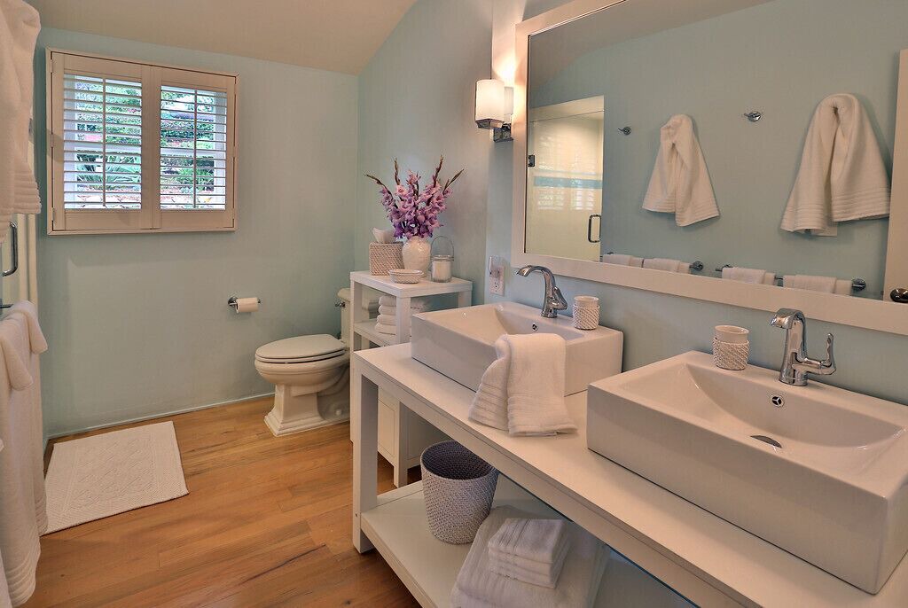Photo of Bathroom in East Mesa