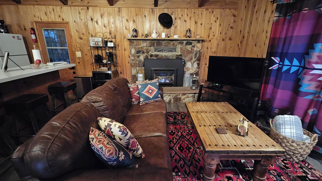 Photo of Livingroom in Julian