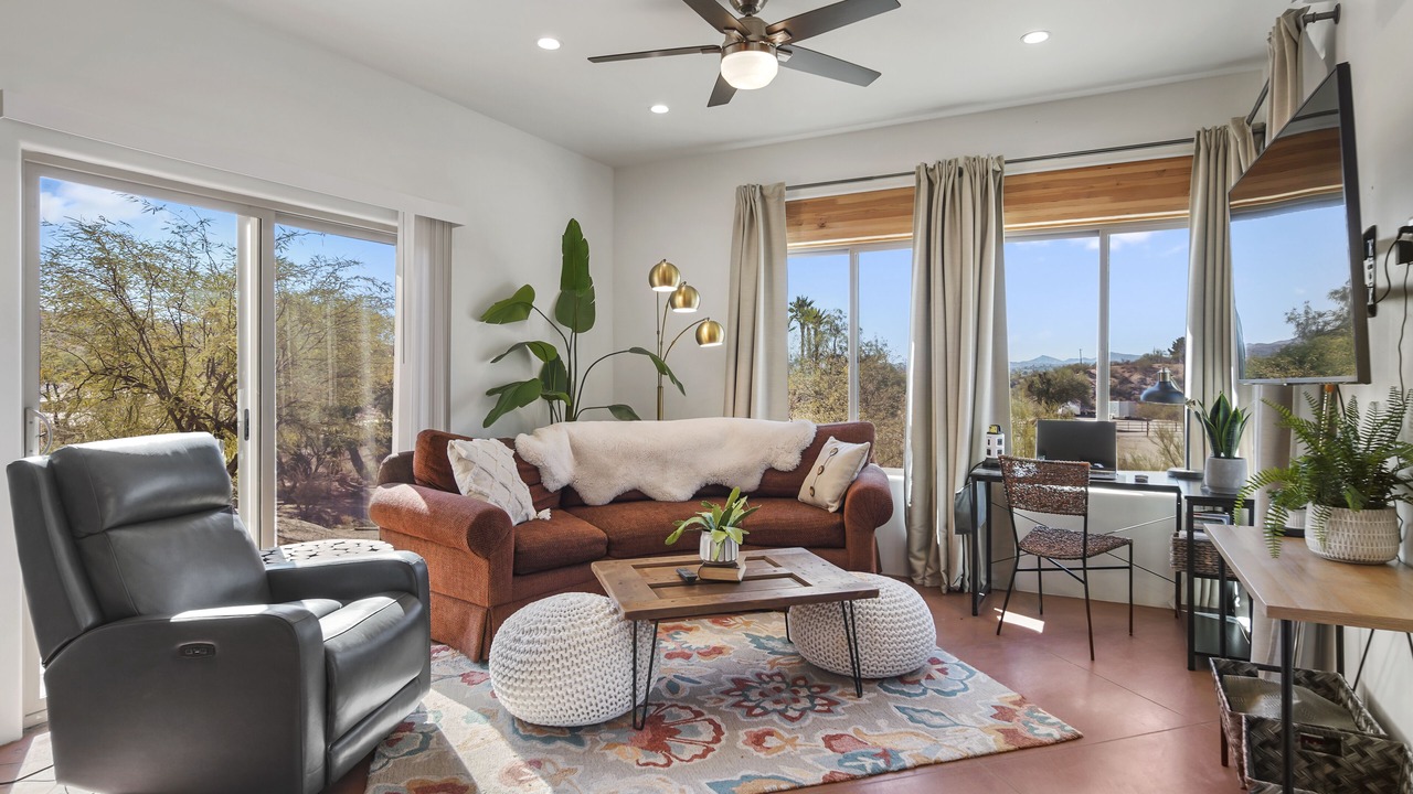 Photo of Livingroom in Wickenburg