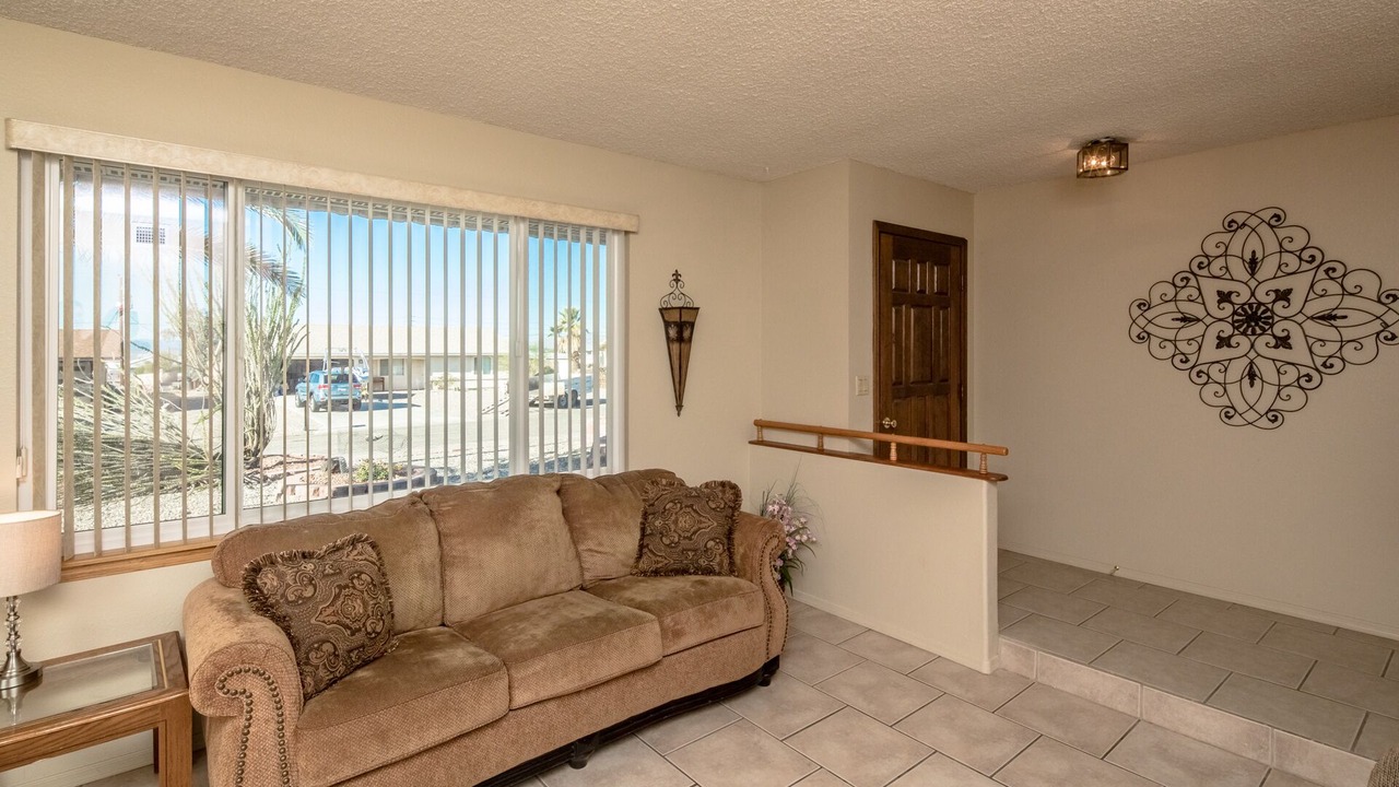 Photo of Livingroom in Lake Havasu City