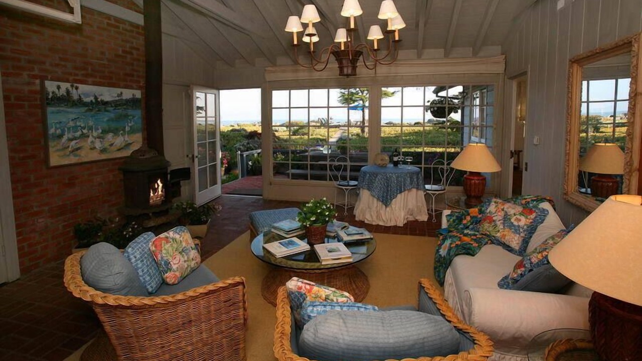 Photo of Bedroom in Carpinteria