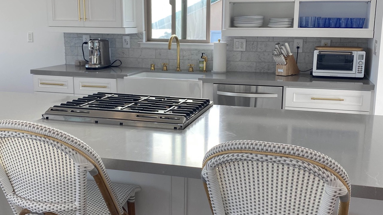 Photo of Kitchen in Western Malibu