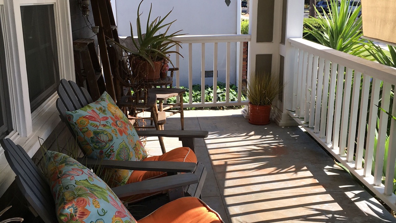 Photo of Patio Balcony in North Hollywood