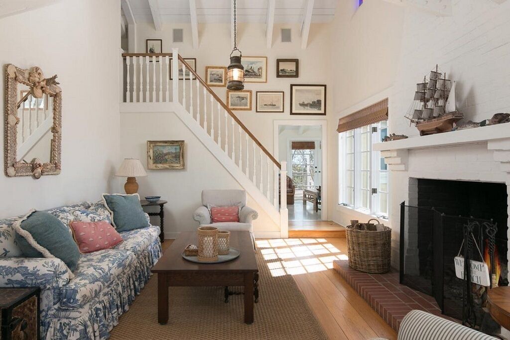 Photo of Livingroom in Carpinteria