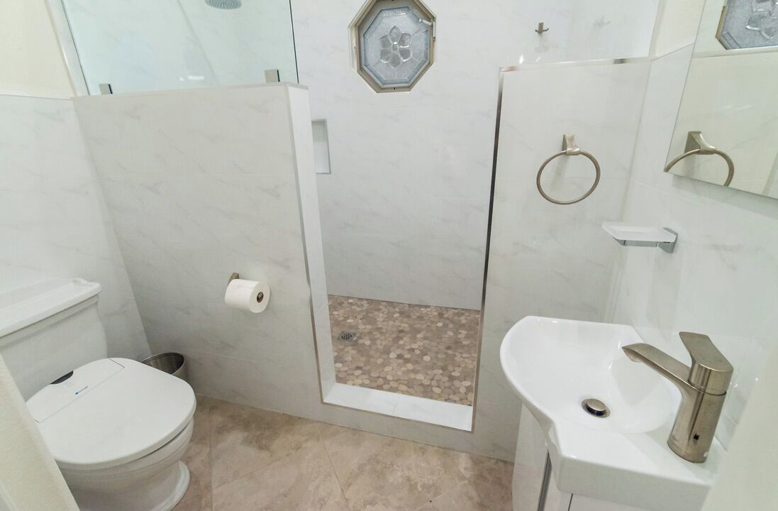 Photo of Bathroom in Thousand Oaks