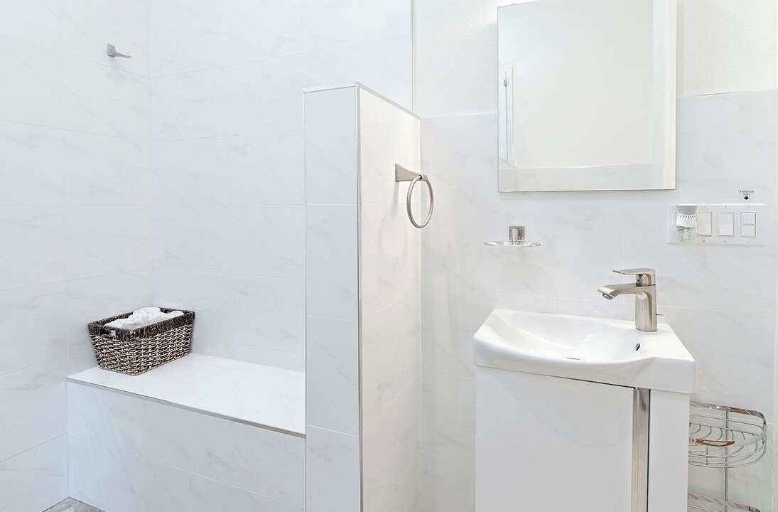 Photo of Bathroom in Thousand Oaks