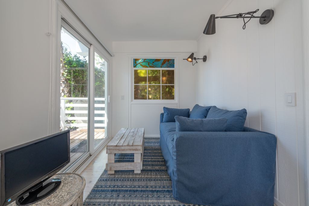 Photo of Livingroom in Central Malibu
