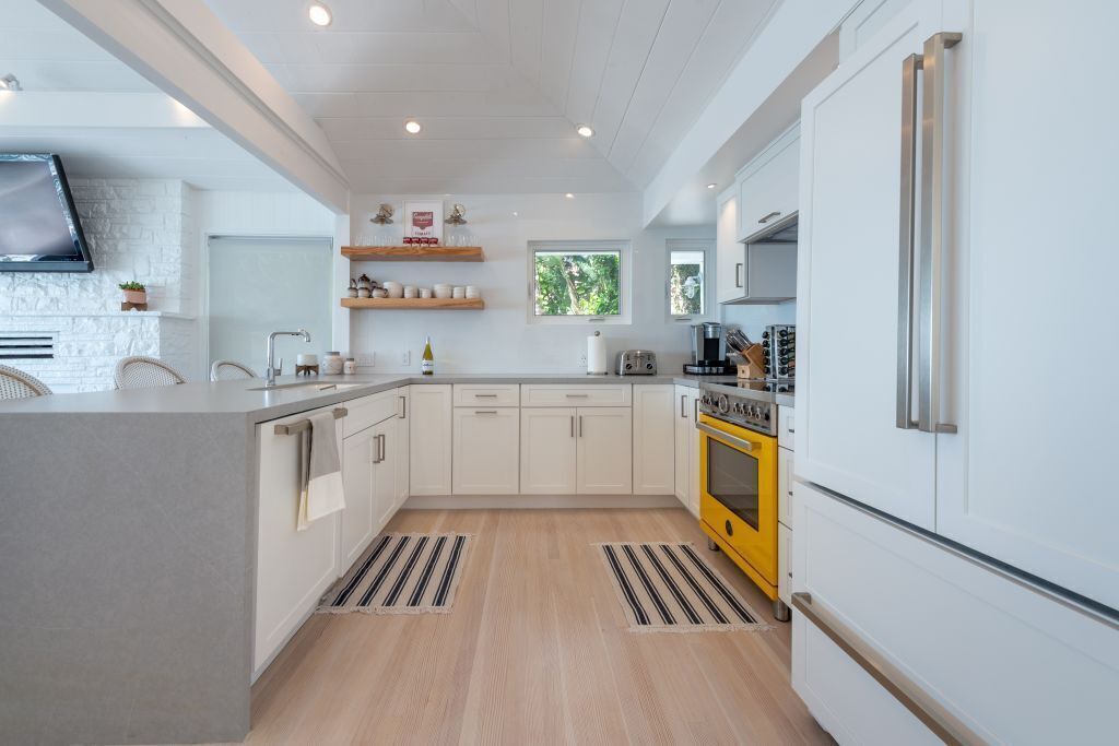 Photo of Kitchen in Central Malibu
