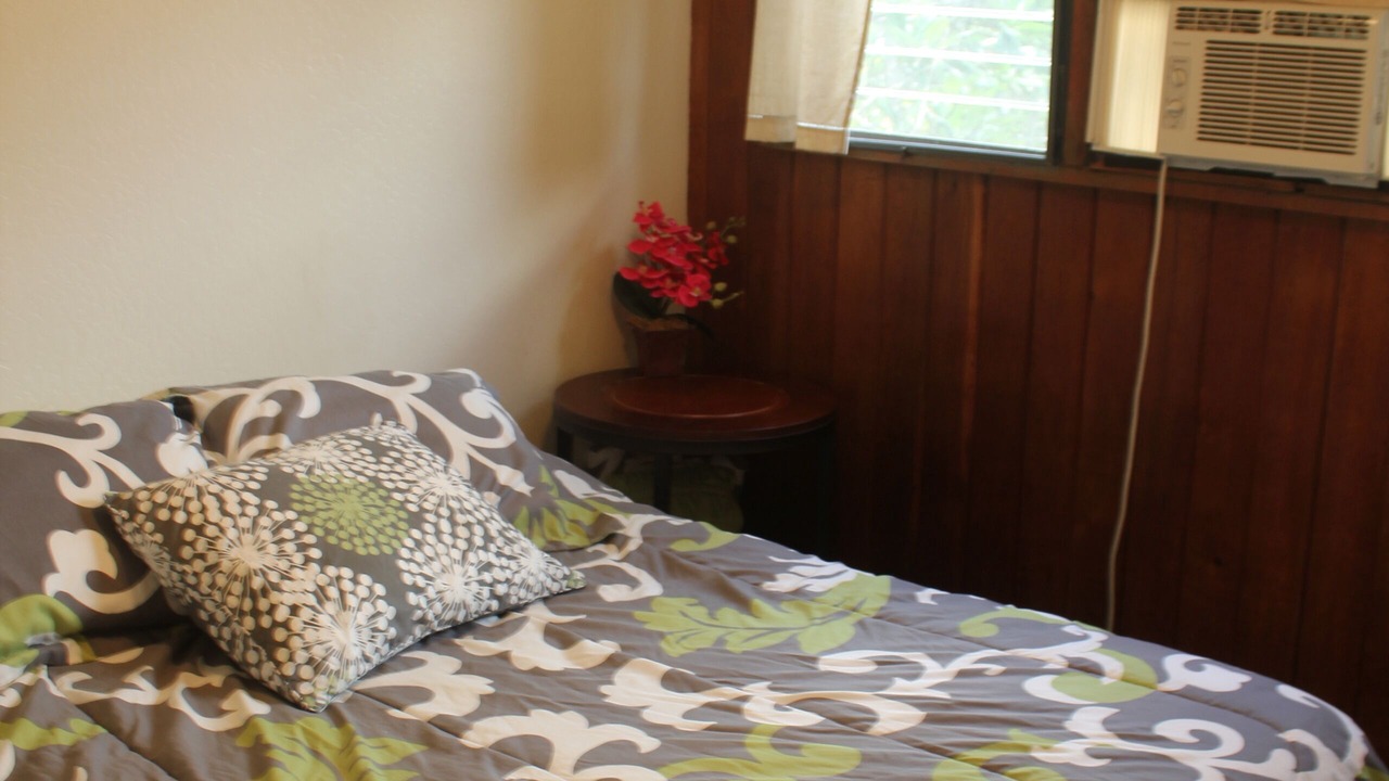Photo of Bedroom in Waialua