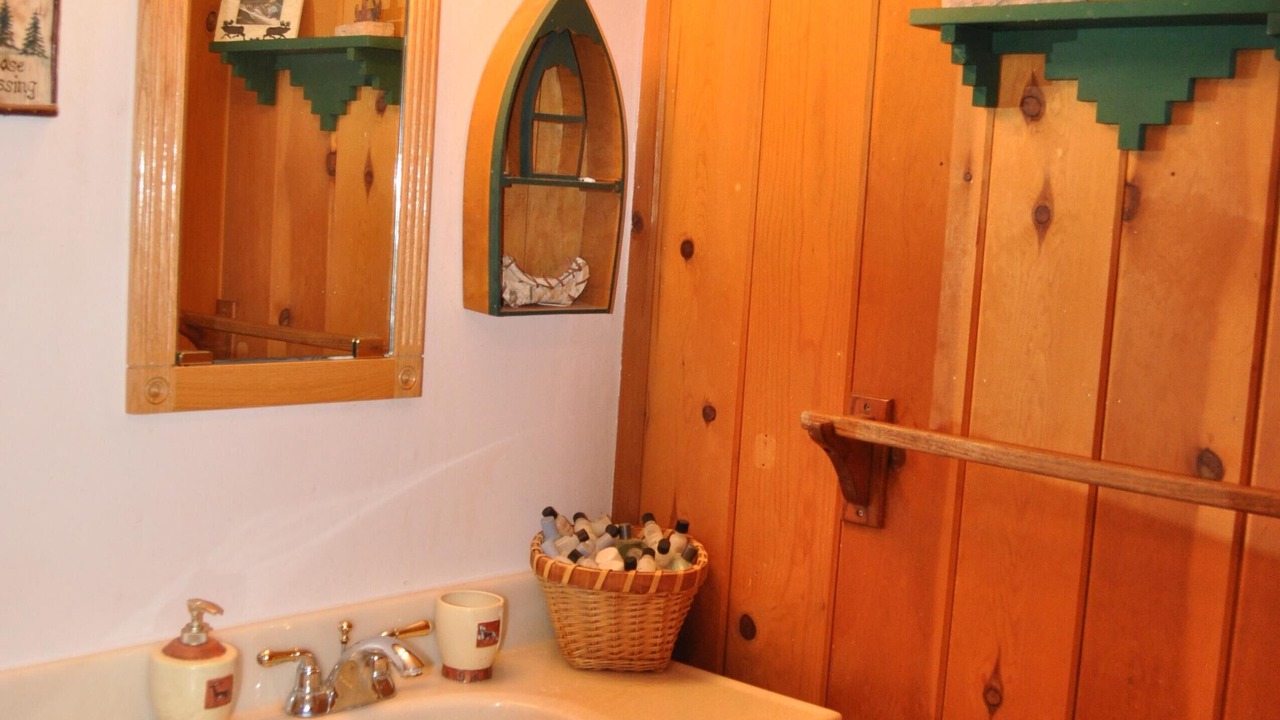 Photo of Bathroom in Tahoe Island