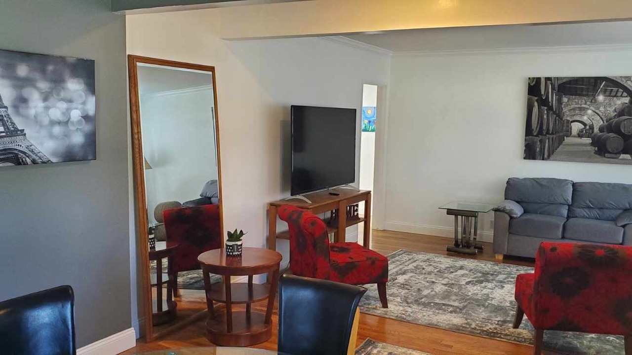Photo of Bedroom in Harbor