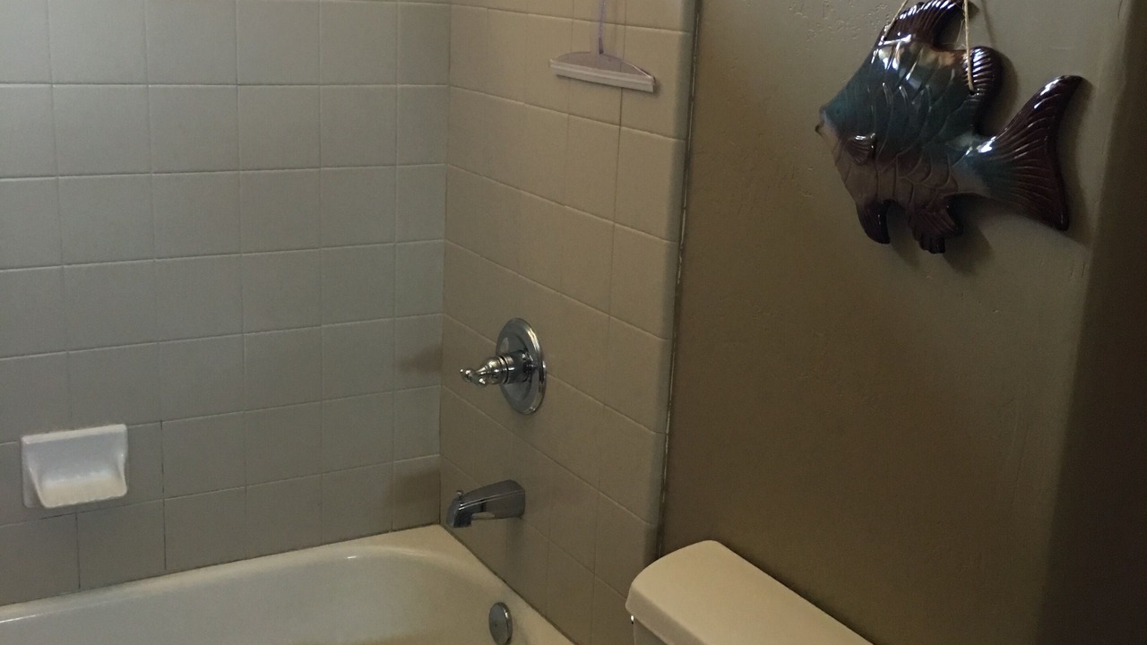 Photo of Bathroom in Callender