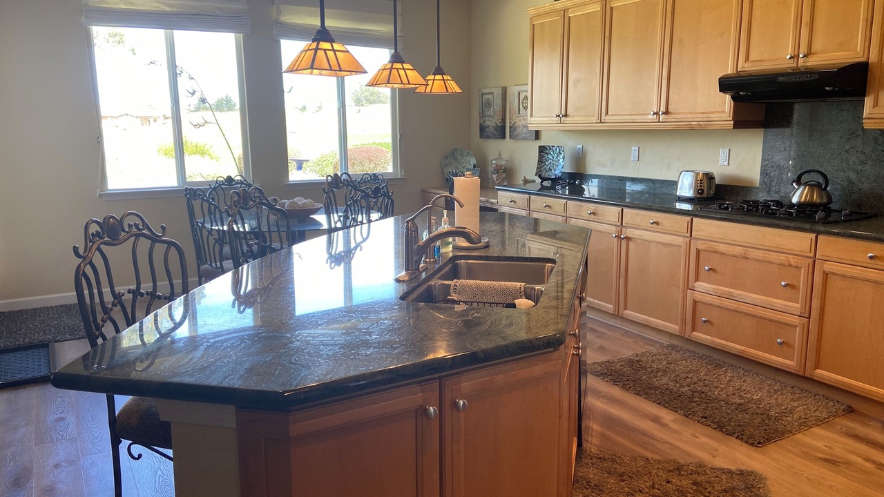 Photo of Kitchen in Callender