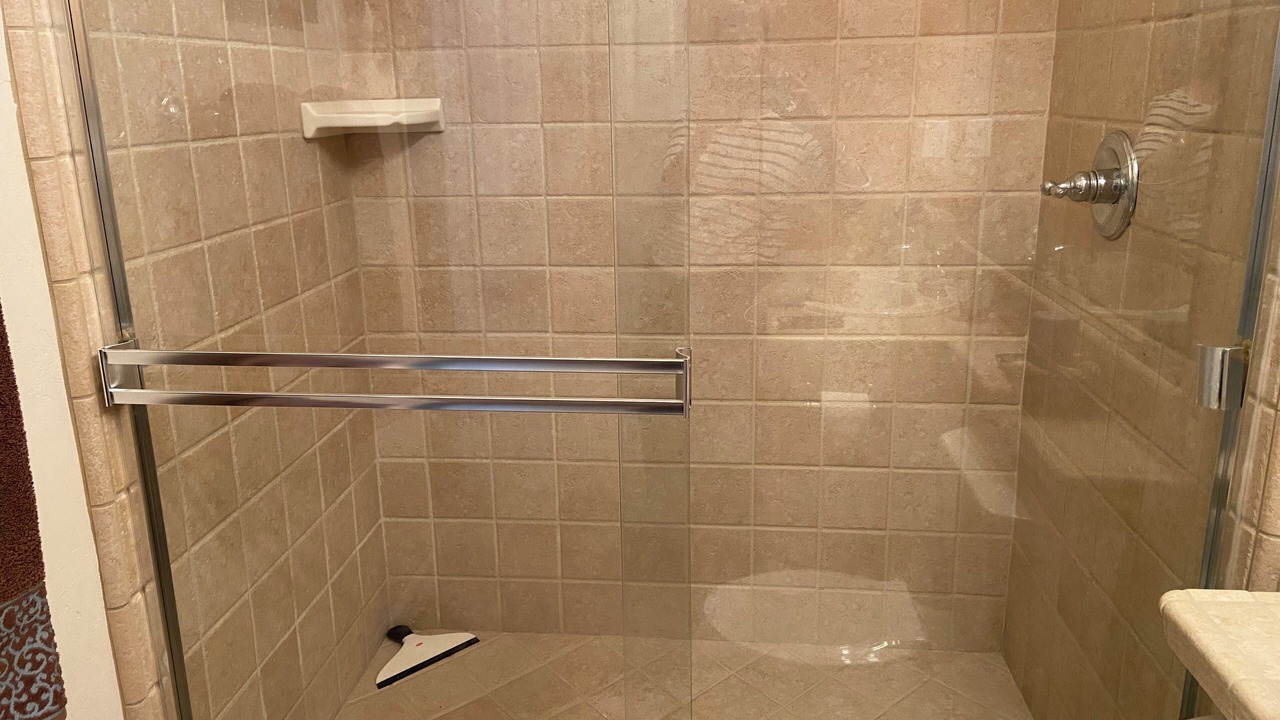 Photo of Bathroom in Callender
