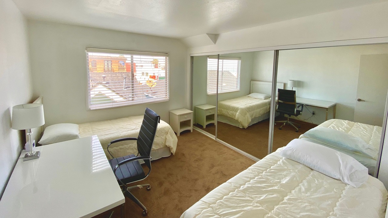 Photo of Bedroom in Hermosa Beach