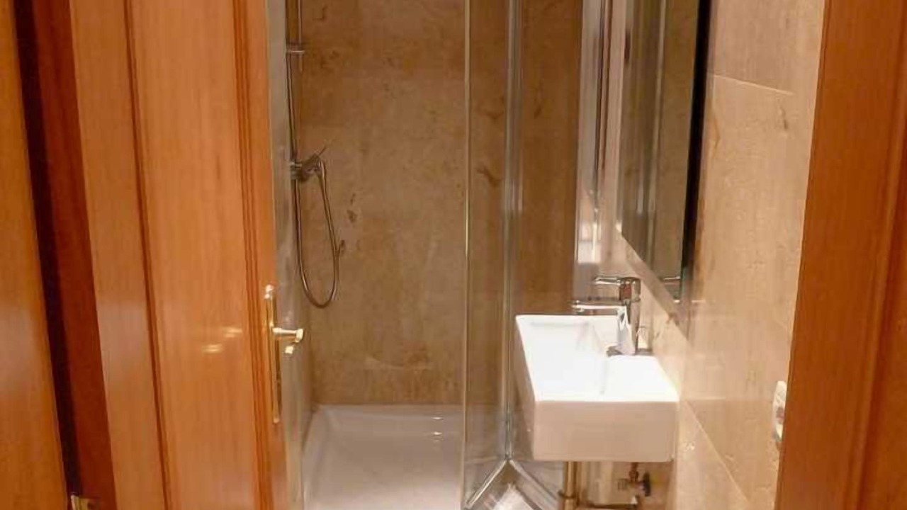 Photo of Bathroom in Quarteira
