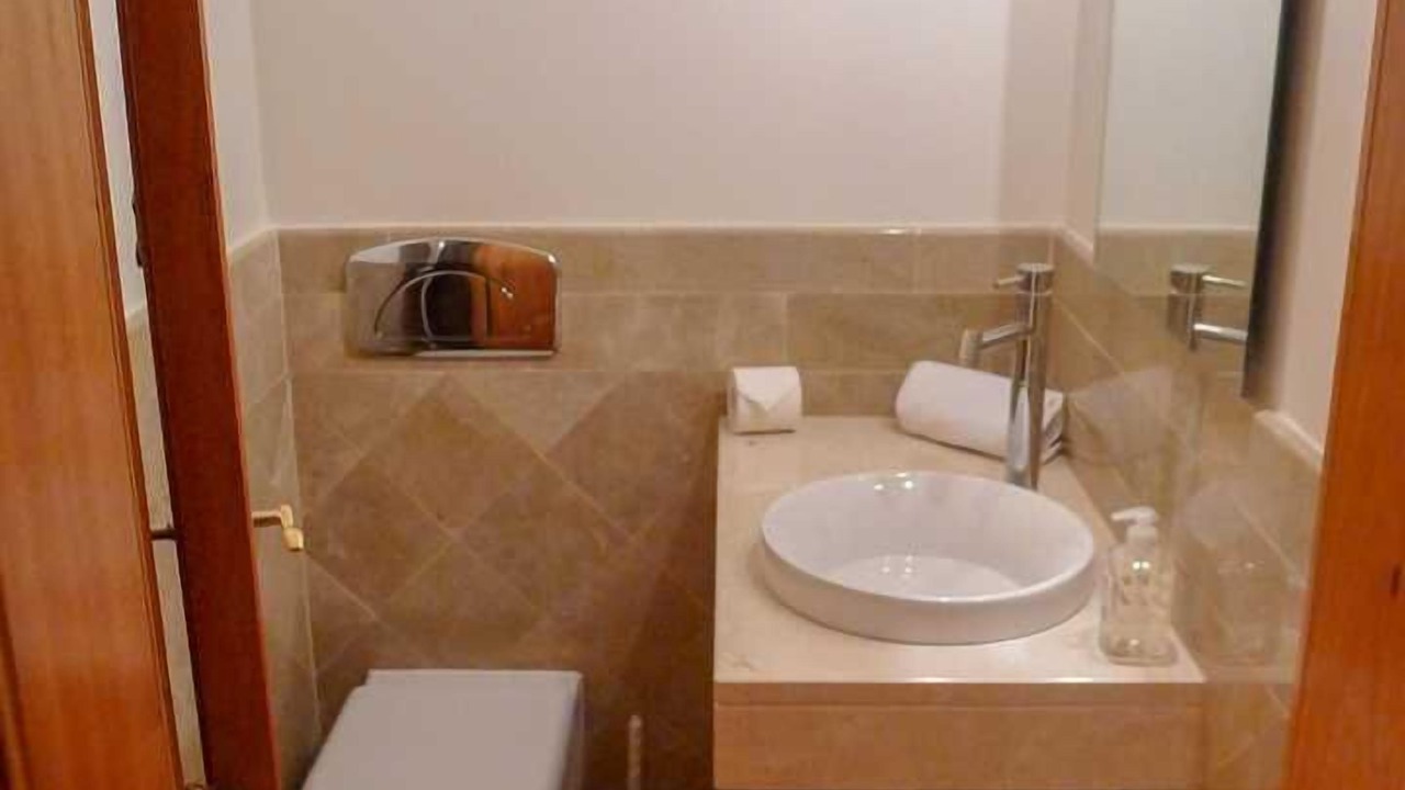 Photo of Bathroom in Quarteira