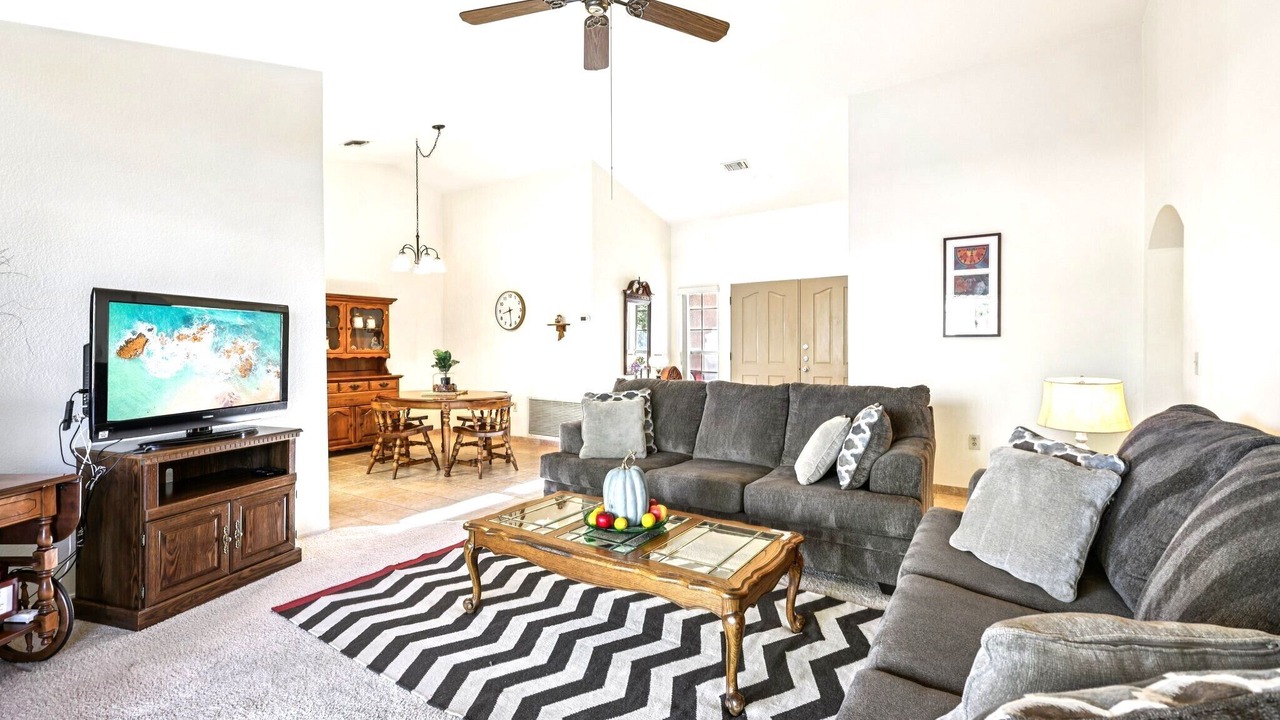 Photo of Livingroom in Summerlin