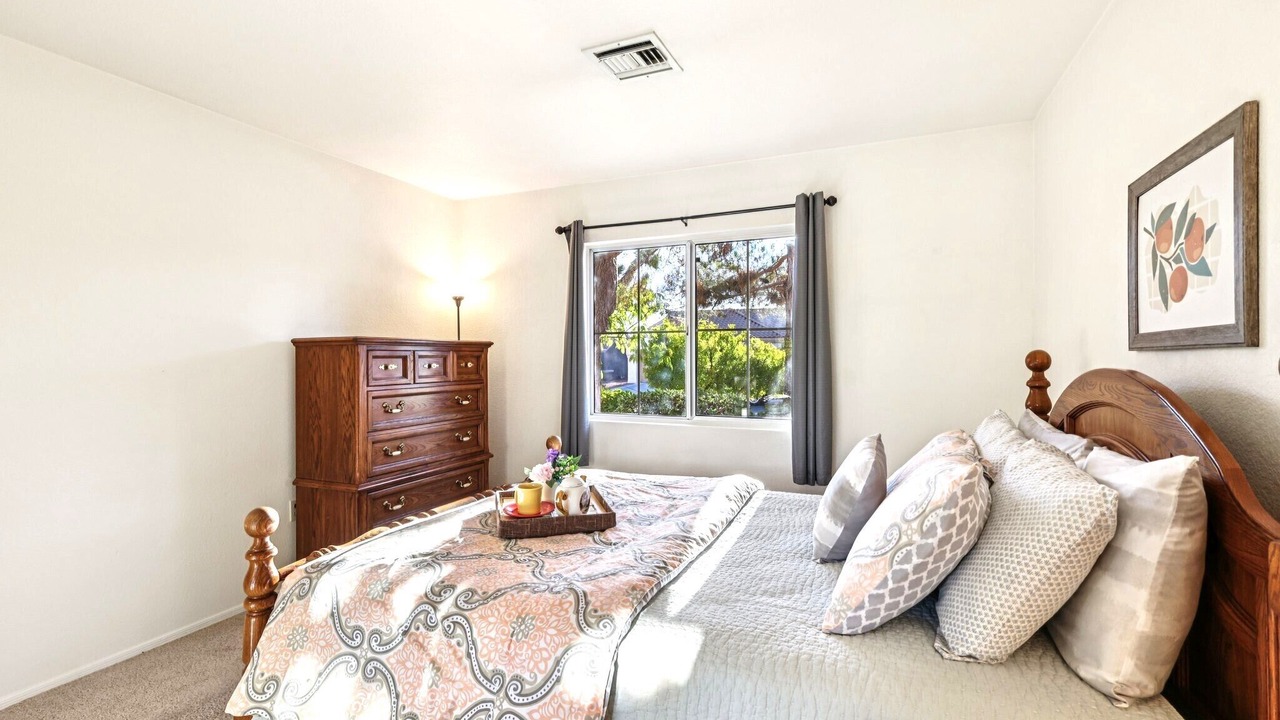 Photo of Bedroom in Summerlin