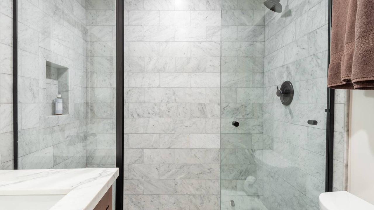 Photo of Bathroom in Eastern Malibu