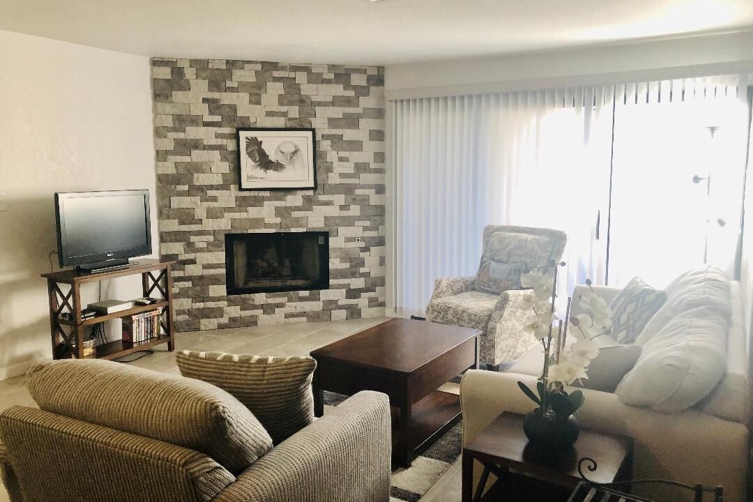 Photo of Livingroom in Spring Valley