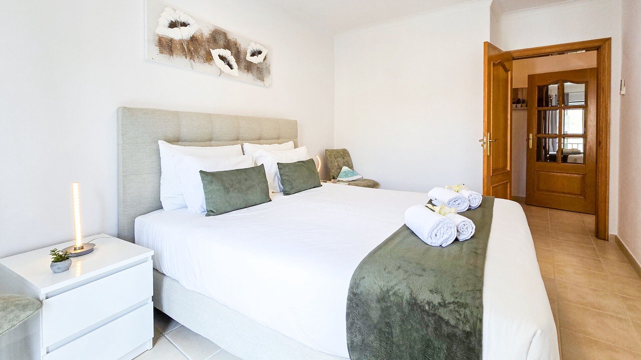 Photo of Bedroom in Praia da Rocha