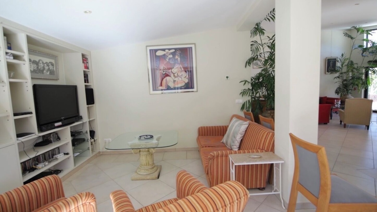 Photo of Livingroom in Vale Navio
