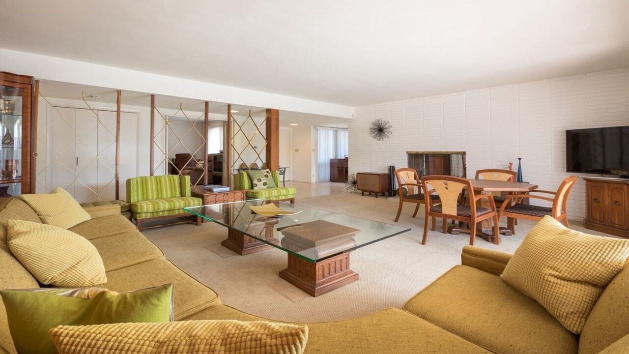 Photo of Livingroom in Ladera Heights