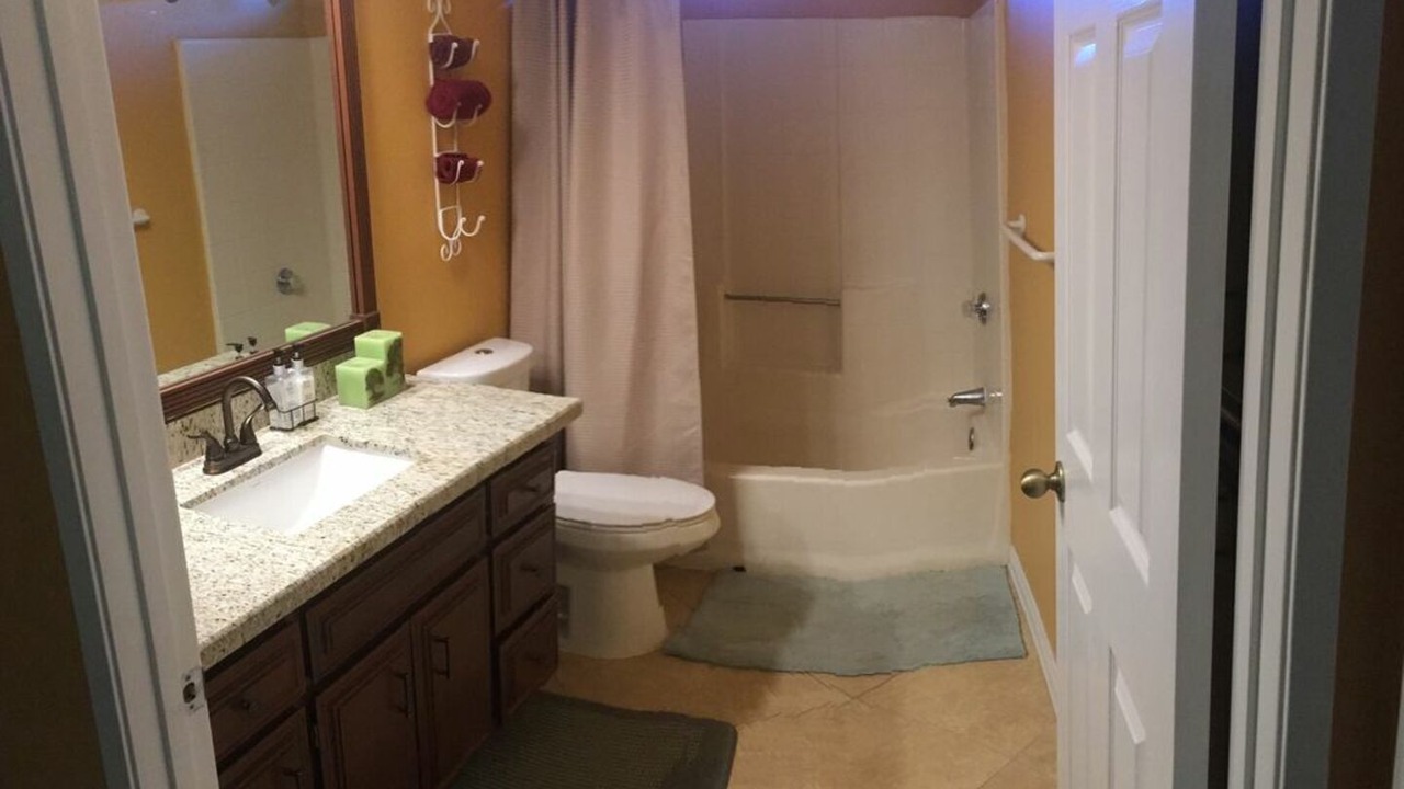Photo of Bathroom in La Quinta Cove