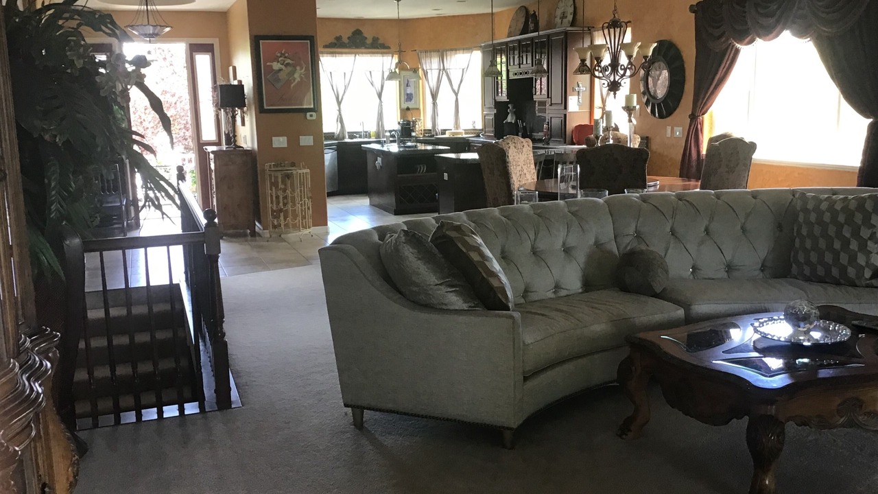 Photo of Livingroom in West University