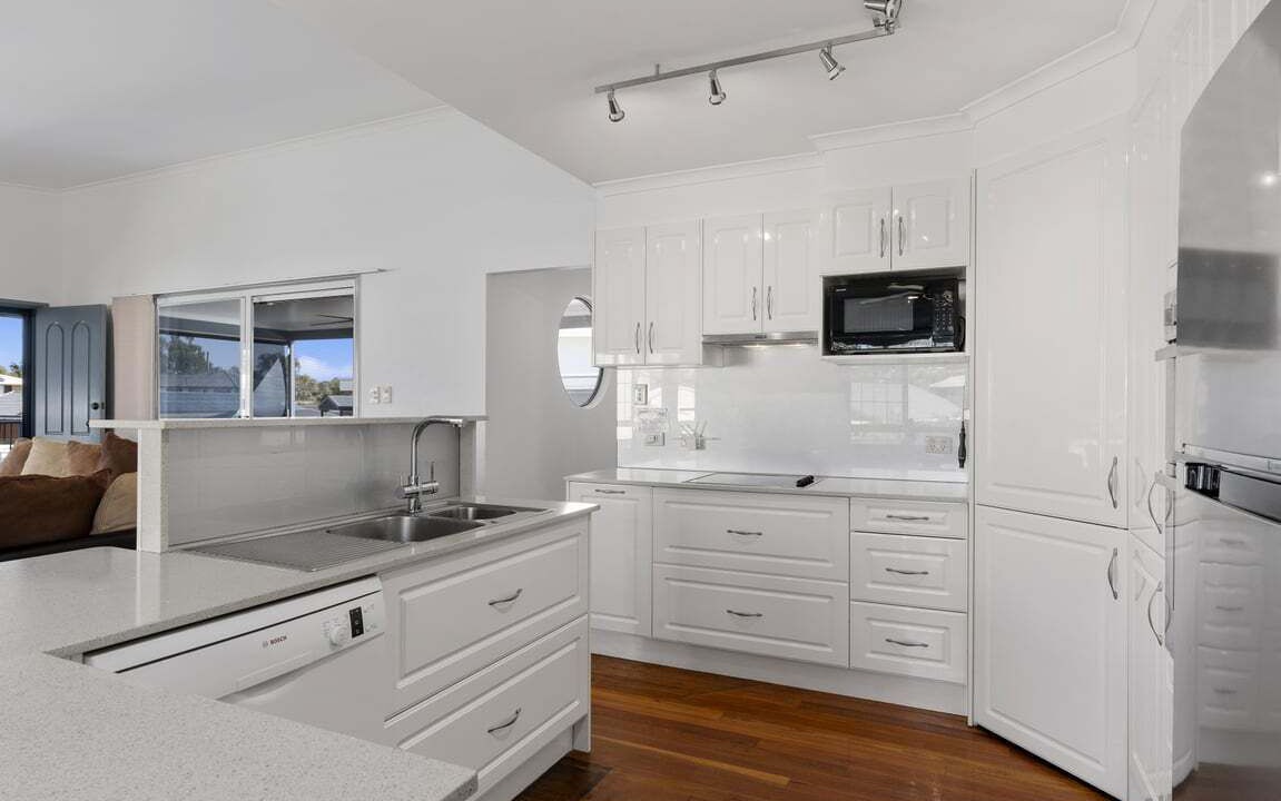Photo of Kitchen in Banksia Beach